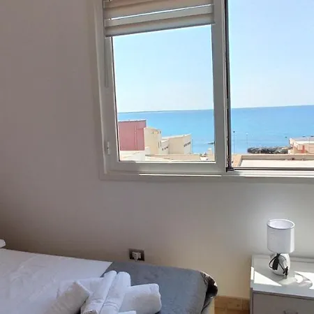 ベッド・アンド・ブレックファスト B&B Centrale *