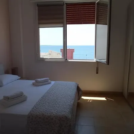 ベッド・アンド・ブレックファスト B&B Centrale