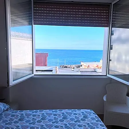 فندق مبيت وإفطار B&B Centrale غالّيبولي